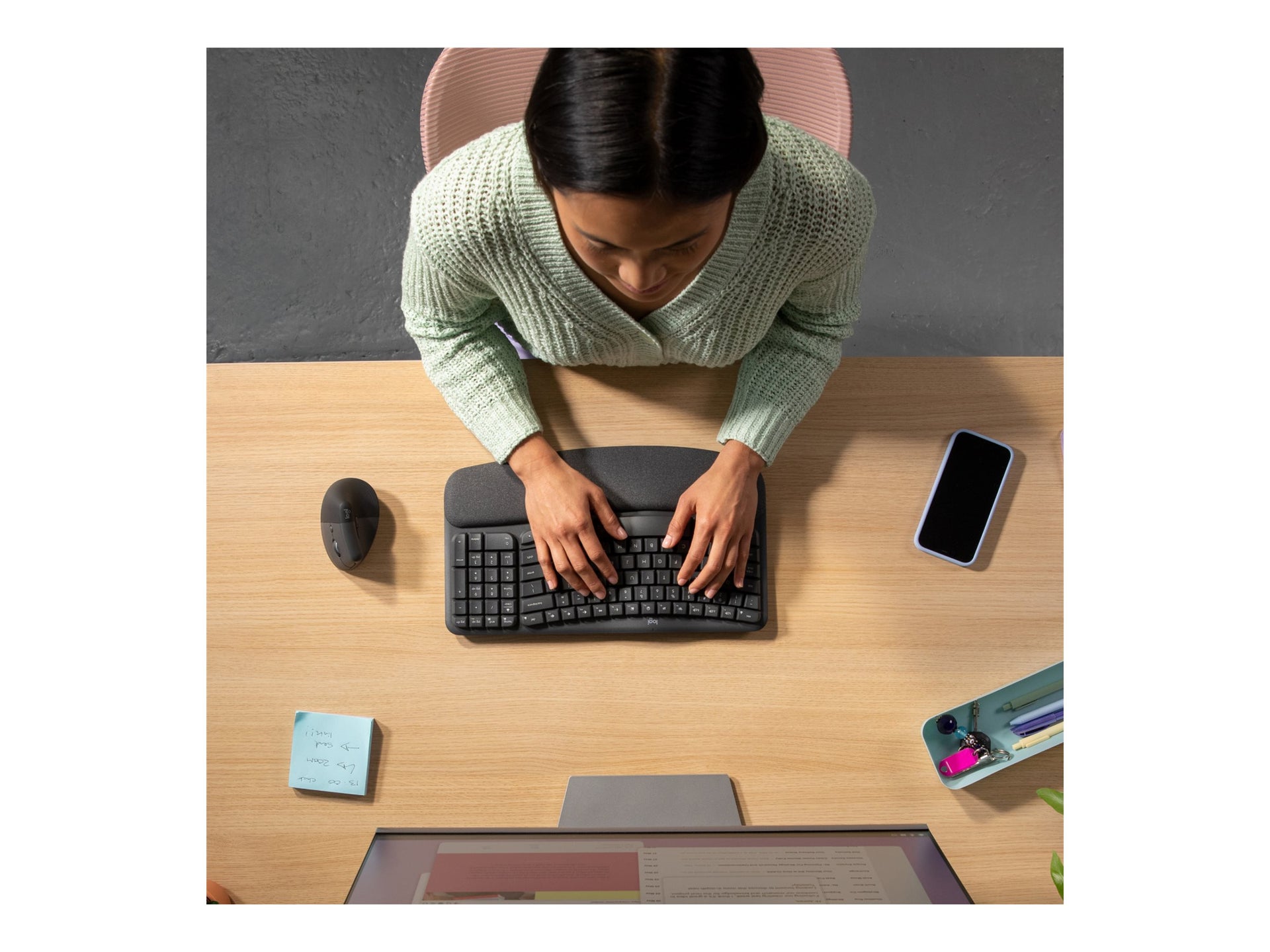 Logitech Ergo Series Wave Keys Wireless Ergonomic Keyboard with Cushioned Palm Rest, Graphite - Teclado - con reposamanos acolchado - inalámbrico - Bluetooth LE - grafito