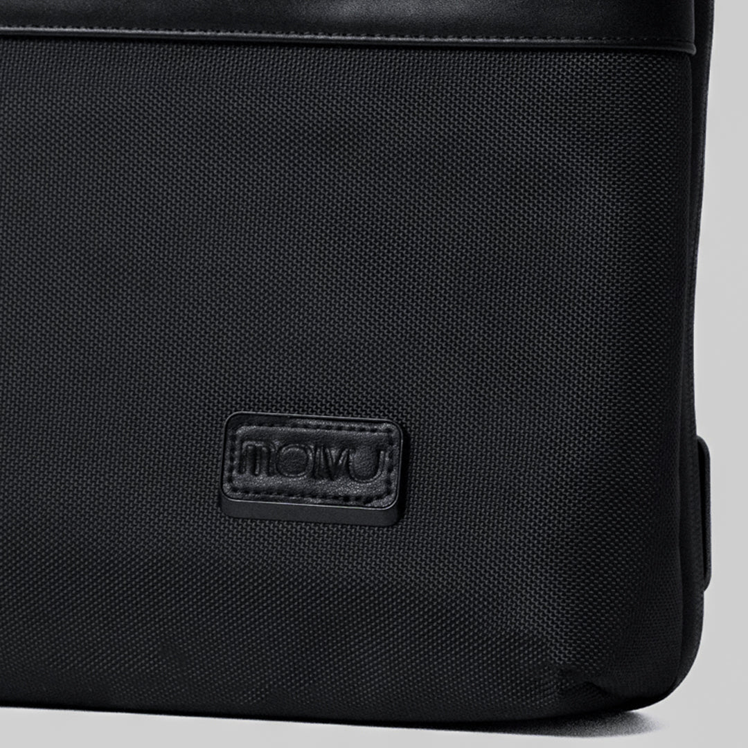 Mochila Go Esencial Negra-4