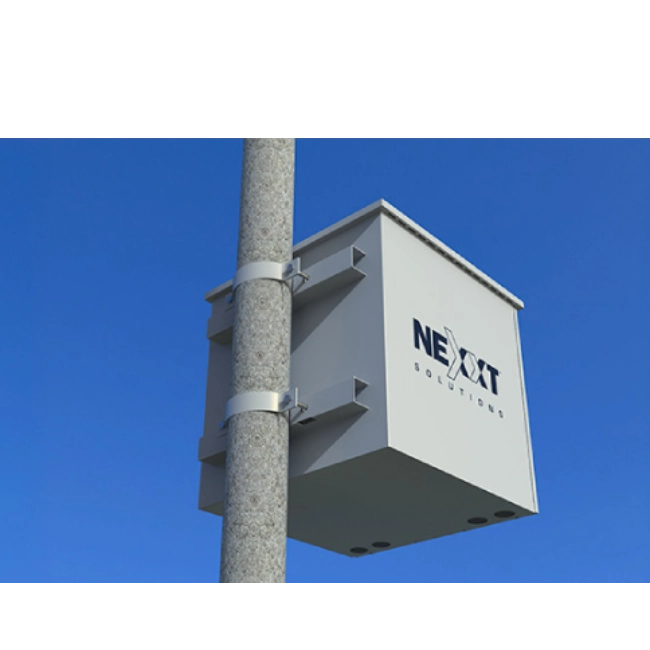 Nexxt Solutions Infrastructure - Outdoor Pole Mount Cabinet - SPCC steel - Light gray powder coat - Incluye acc mont barra tierra-4