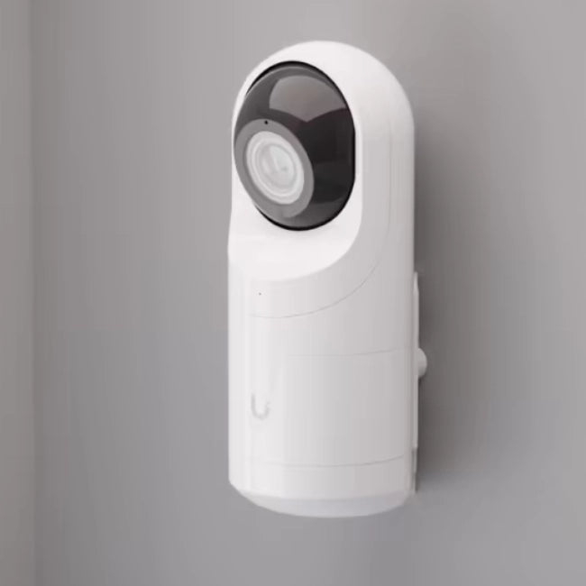 CAM UI IP 4MP MIC 10/100 OUT 4W